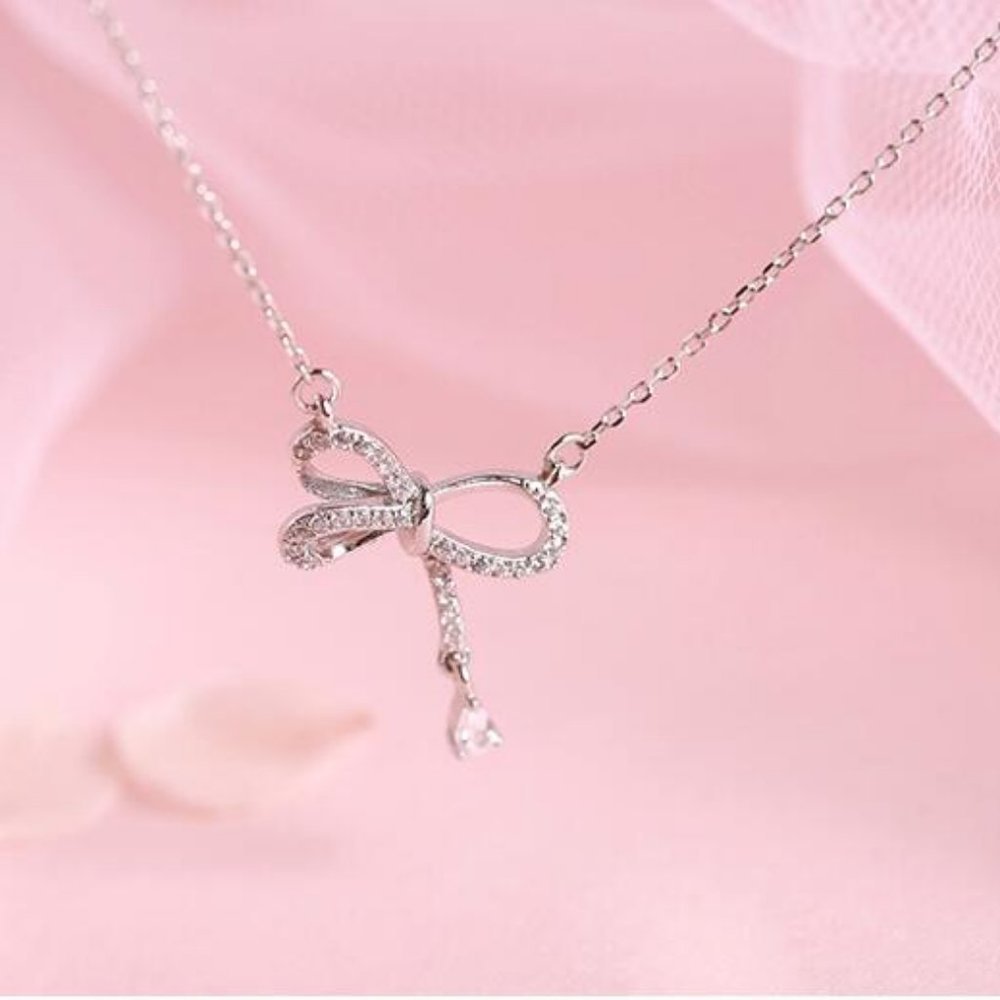 NEW 925 Sterling Silver Diamond Bow knot Necklace - Picture 4 of 11